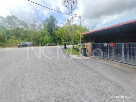 Terrace House For Auction at Taman Jasin Height