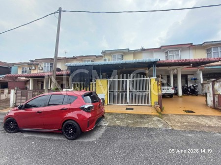 Terrace House For Auction at Taman Dahlia