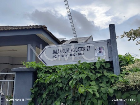 Terrace House for Auction