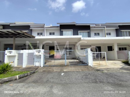 Terrace House For Auction at Iringan Bayu