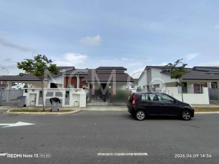 Semi D For Auction at Iringan Bayu
