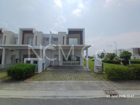 Terrace House For Auction at Casa Green
