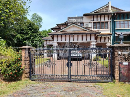 Terrace House For Auction at Bukit Jelutong