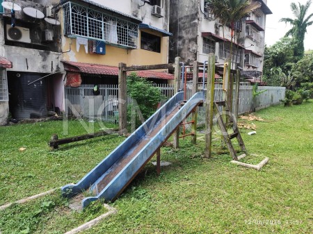 Apartment for Auction
