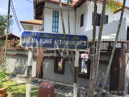 Terrace House for Auction
