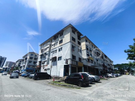 Apartment For Auction at Pangsapuri Putra Raya