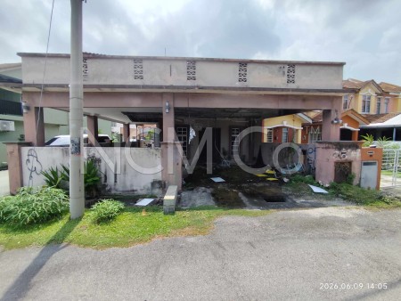 Terrace House For Auction at Taman Putra Perdana
