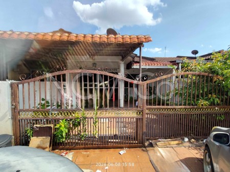 Terrace House For Auction at Taman Sentosa