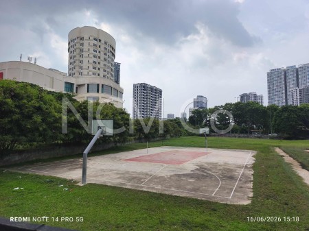 Apartment for Auction