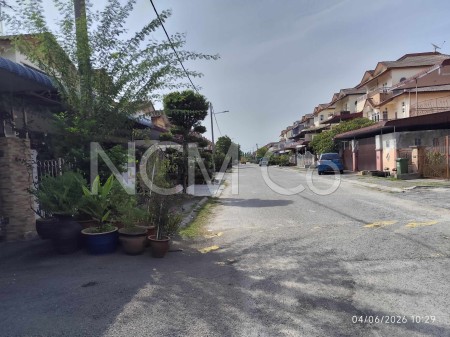 Terrace House for Auction