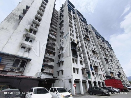 Apartment For Auction at Desa Green Apartment