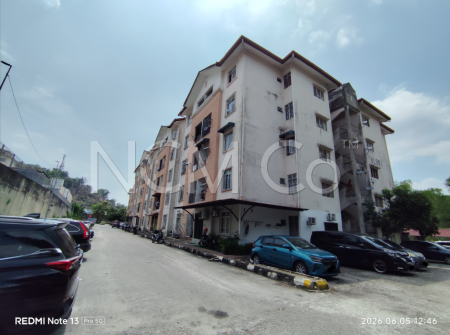 Apartment For Auction at Pangsapuri Resak