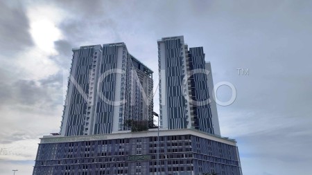 Serviced Residence For Auction at The Shore