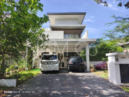 Semi D For Auction at Jade Hills