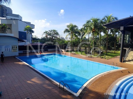 Apartment for Auction