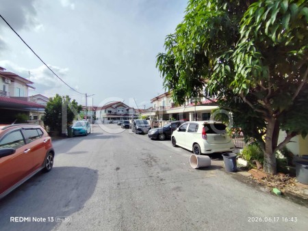 Terrace House for Auction