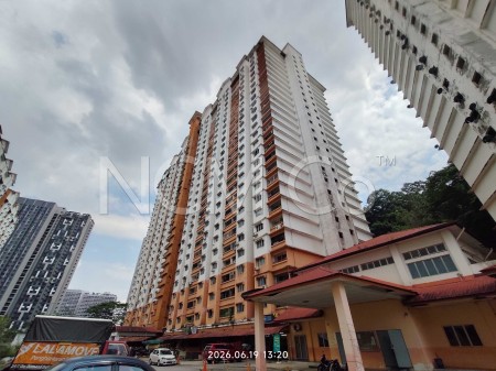 Apartment For Auction at Flora Damansara Apartment