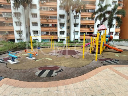 Apartment for Auction