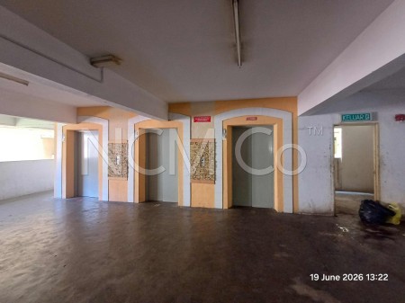 Apartment for Auction