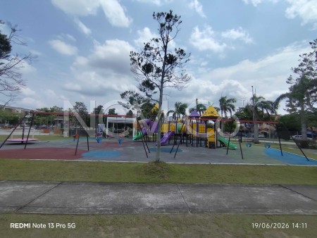 Terrace House For Auction at Elegan