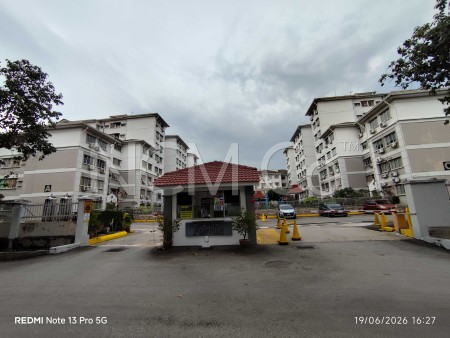 Apartment for Auction