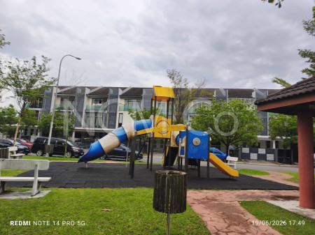 Terrace House for Auction