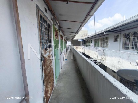Apartment for Auction