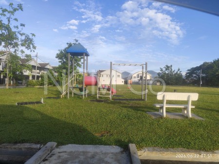Terrace House for Auction