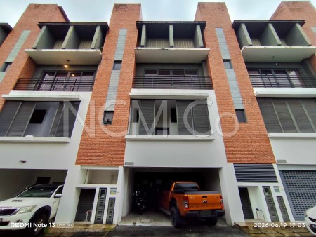 Terrace House For Auction at Villa Senja