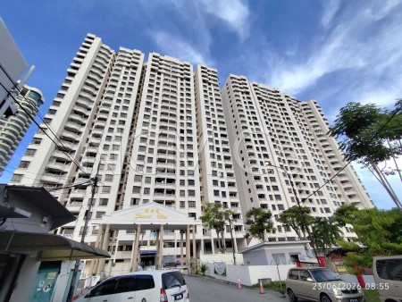 Condo For Auction at Grand View