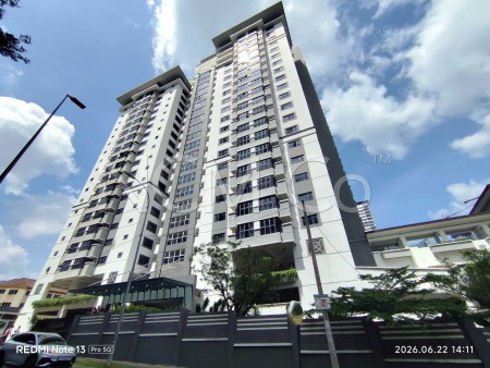 Condo For Auction at Royalle Condominium
