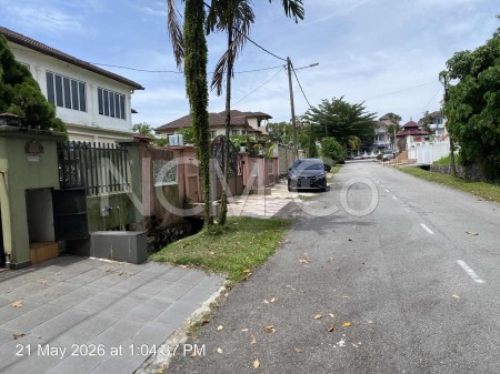 Bungalow House for Auction