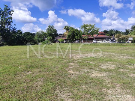 Terrace House for Auction