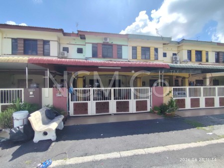 Terrace House For Auction at Taman Bunga Matahari