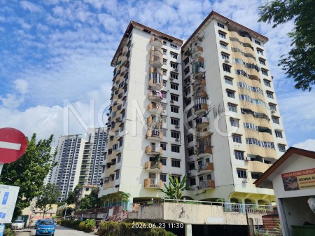 Apartment For Auction at Apartment PKNS