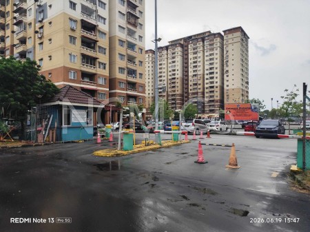 Apartment for Auction
