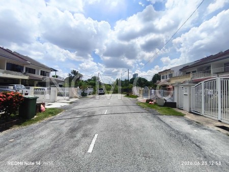 Terrace House for Auction