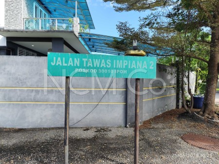 Terrace House for Auction
