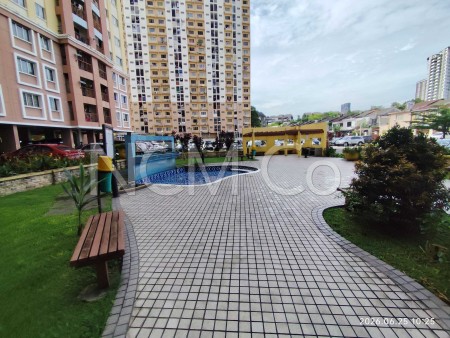 Apartment for Auction