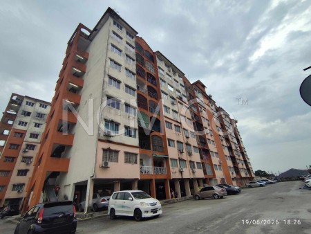 Apartment For Auction at Impian Sentosa