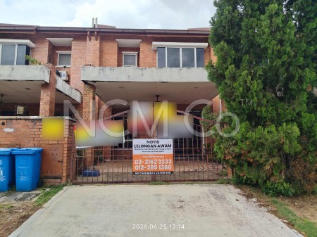 Terrace House For Auction at Alam Budiman