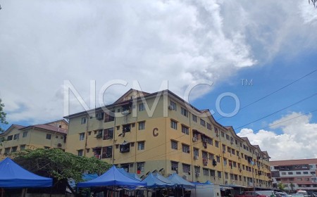 Apartment For Auction at Pangsapuri Sri Bayu