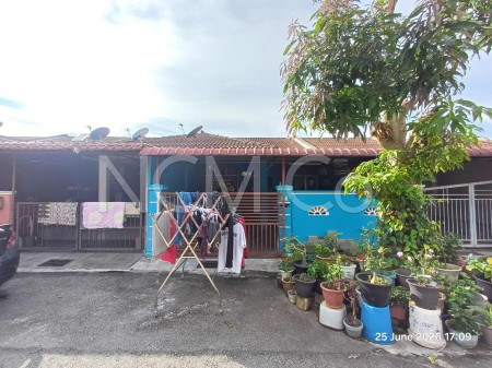 Terrace House For Auction at Taman Desa Rusa