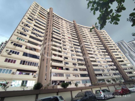 Apartment For Auction at Crescent Court