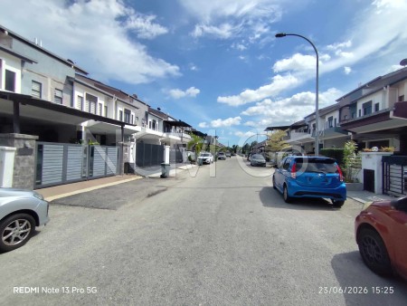 Terrace House for Auction