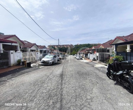 Terrace House for Auction