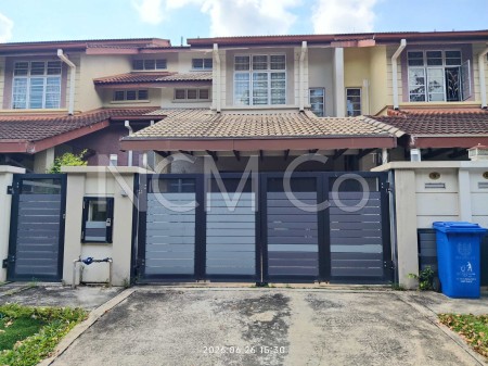 Terrace House For Auction at Denai Alam