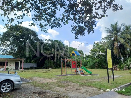 Terrace House For Auction at Taman Desawan