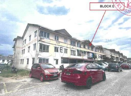 Apartment For Auction at Dahlia Apartment