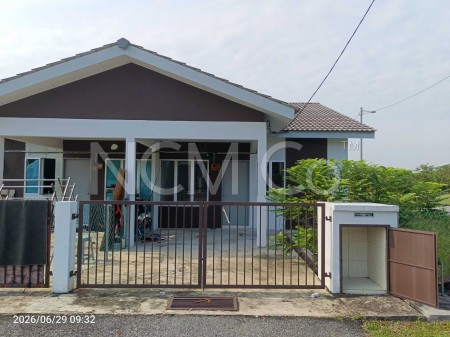 Terrace House For Auction at Taman Mahkota Kampar